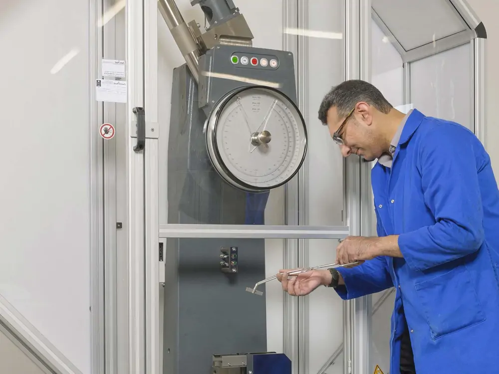 Impact Test Charpy in Chennai – Kiyo R&D LAB | Charpy Impact Toughness Testing